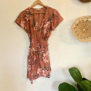 🎃BILLABONG light coral wrap floral dress SIZE M